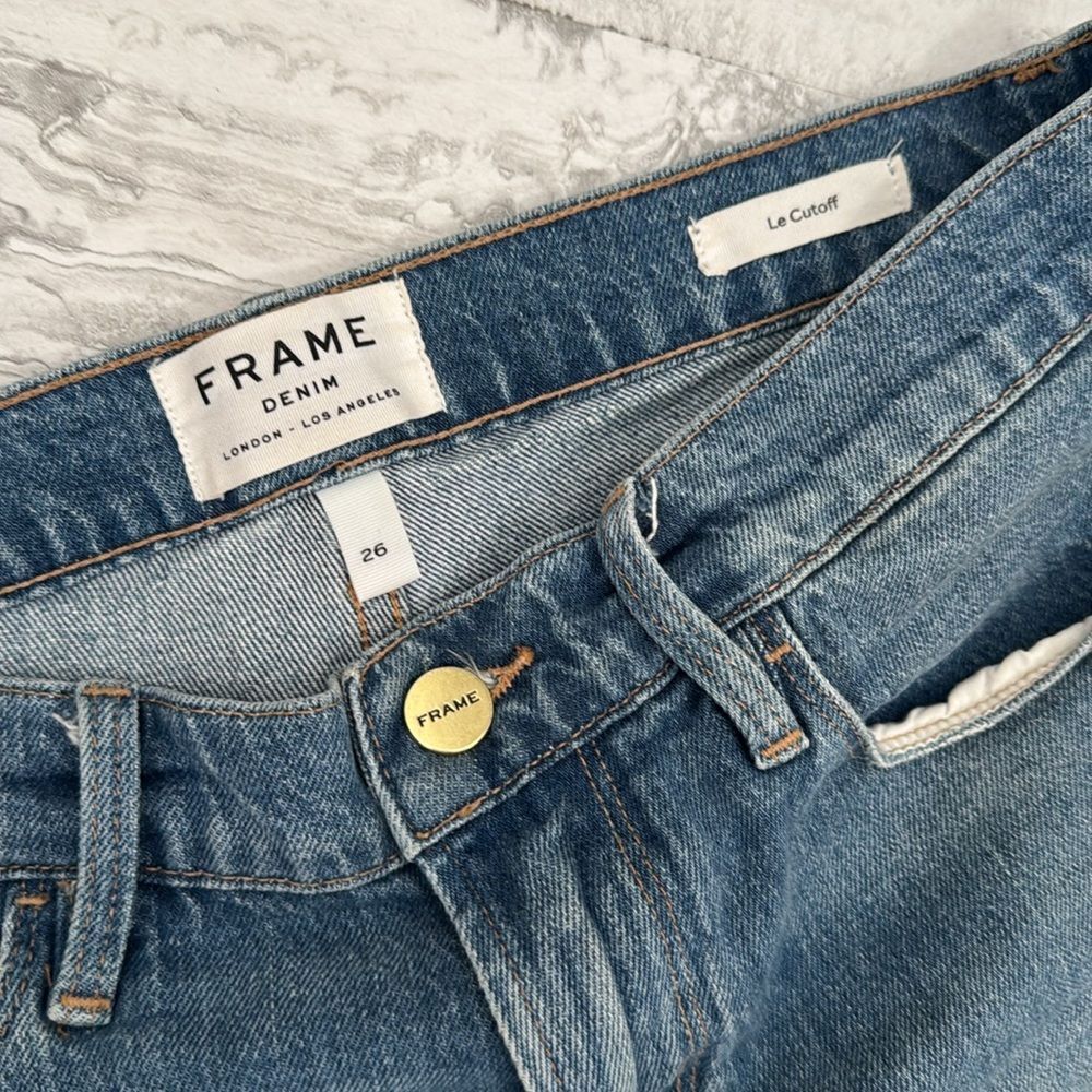 FRAME Le Cutoff Denim Shorts - Picture 3 of 3